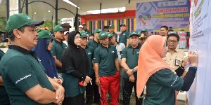 Ketua Dharma Wanita Setda Aceh Ikut Deklarasi Germas Simeulue
